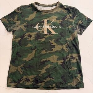 Calvin Klein Jeans Mens Camo Logo T-Shirt Green Camouflage CK Graphic Tee Small